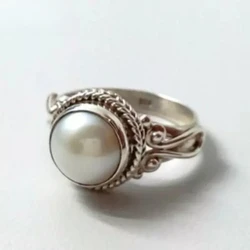 Women's Jewelry Ring Retro Silver Color Imitation Pearl Ring Fashion Engagement Ring for Women Wedding Party Daily Wear Gifts