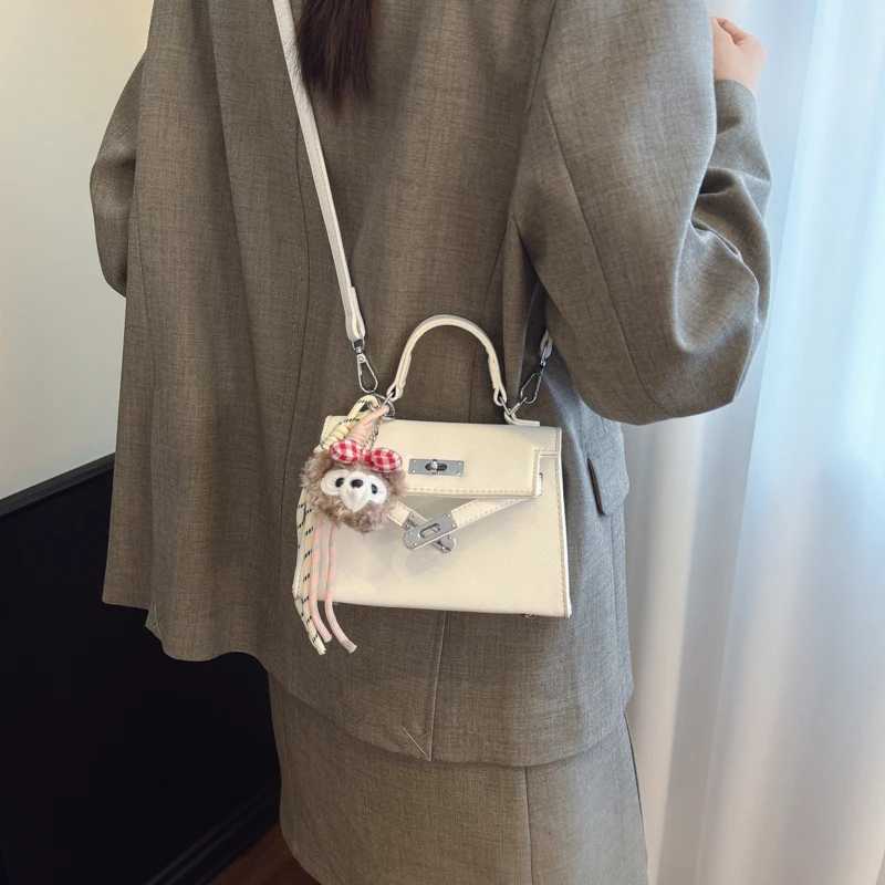 حقيبة كروس نسائية رائعة ومطرزة وممتازة لرحلات المشي لمسافات طويلة وحمل متطور ومبهج #2