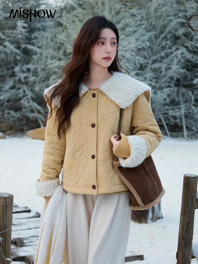 

MISHOW светло-желтые хлопковые пальто с узором Argyle для женщин, зима 202, контрастные цвета, короткая куртка с меховыми замшевыми лацканами MXE90M0002