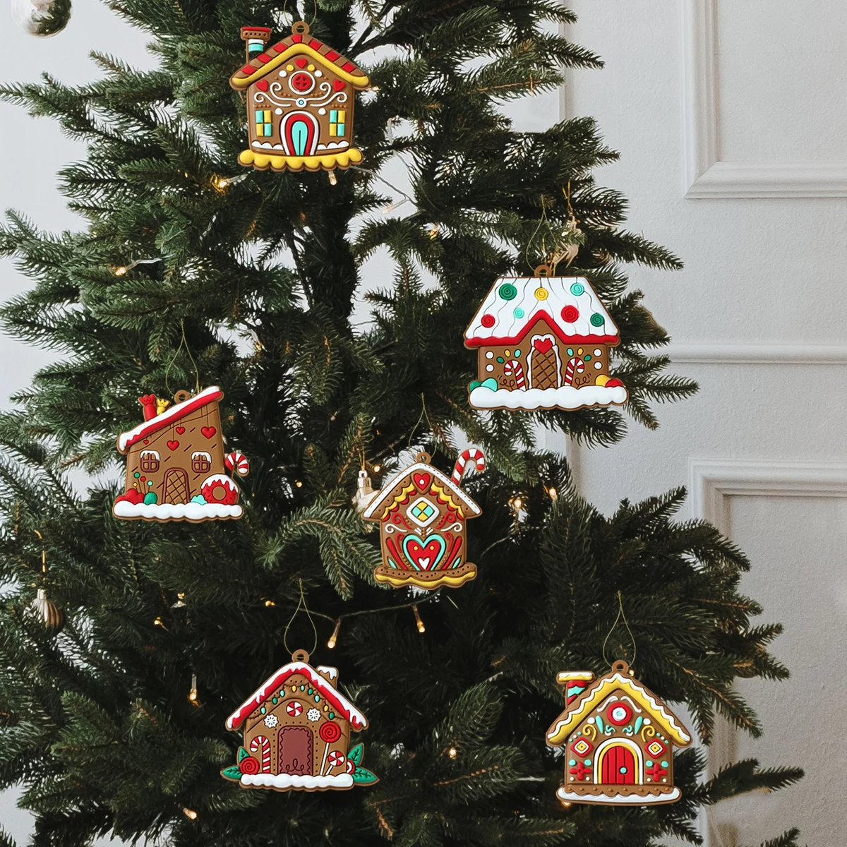 Christmas Gingerbread House Pendant Christmas Decorations 2024 for Home Pendant  Xmas Ornament Navidad Natal New Year Gifts 2025