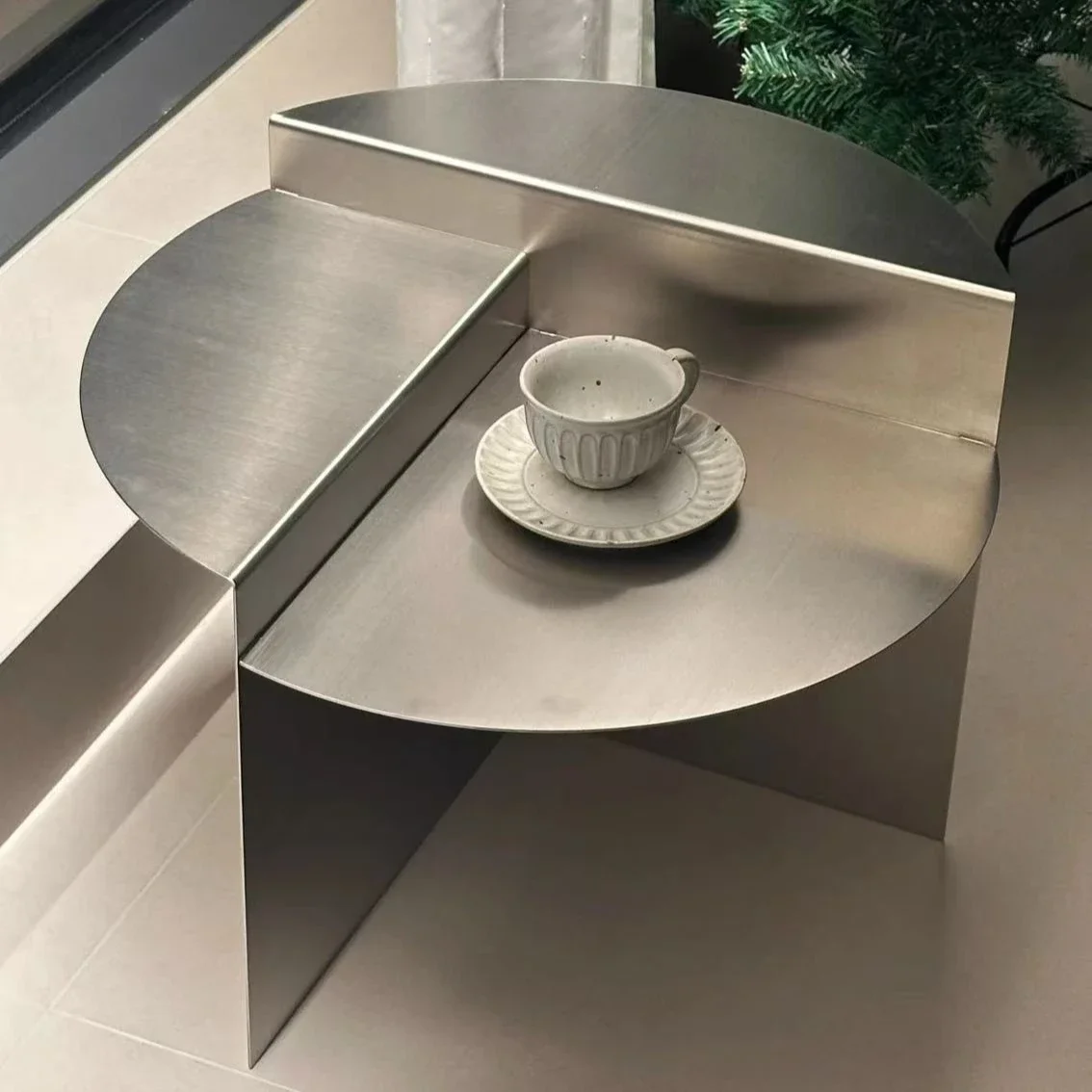 Nordic Creative Small Table Living Room Light Luxury Stainless Steel Coffee Tables Cafe Leisure Dining Table Photo Props Tables