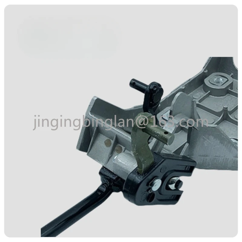 

MB100 bread Istana gear lever Shift mechanism assembly item number 6612603339 is suitable for Mercedes-Benz