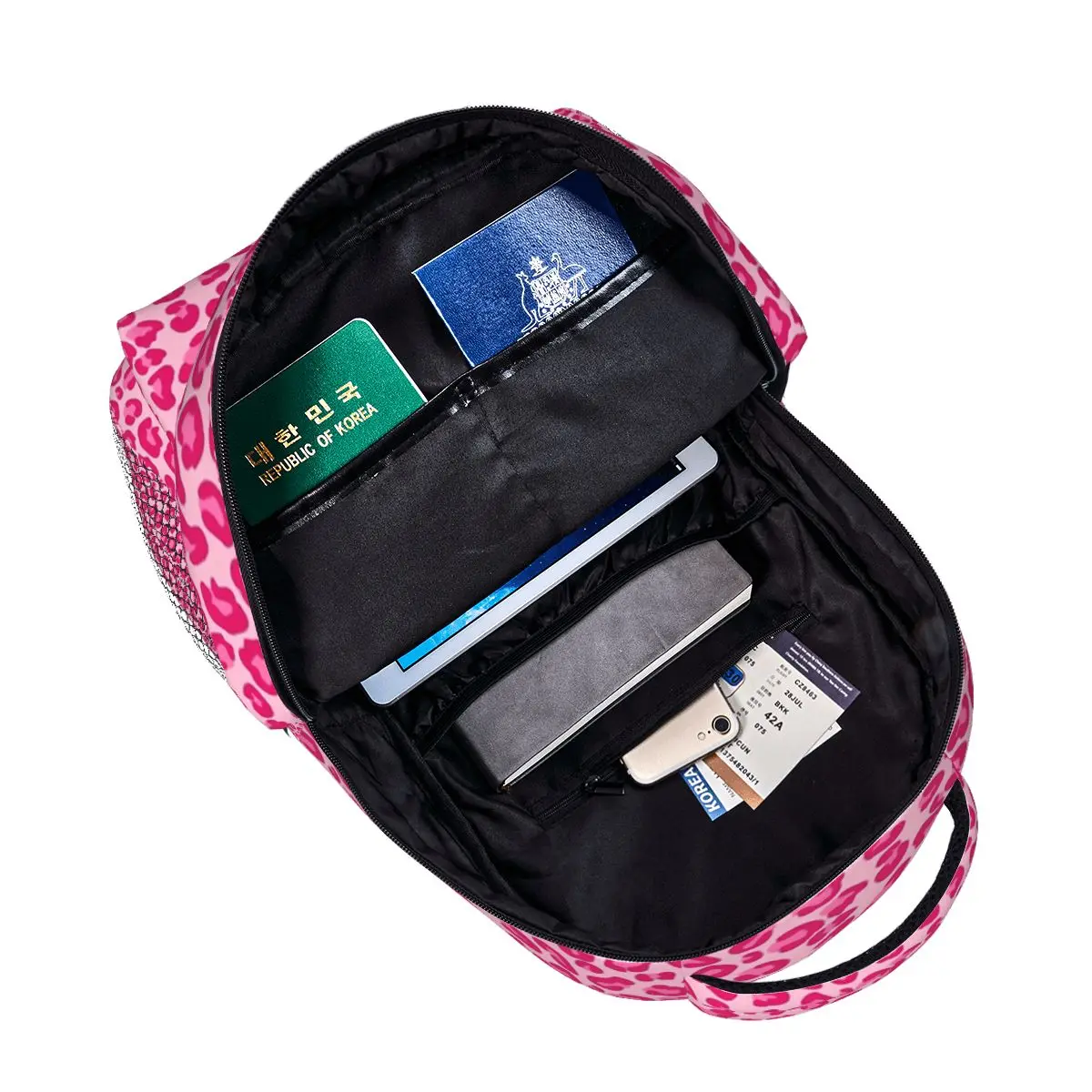 Leopard Print In Pastel Pink Hot Pink And Fuchsia One Casual backpack
