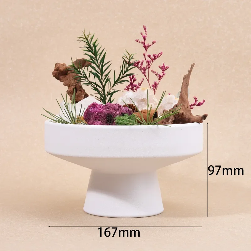Domestic live broadcast explosion Natural crystal bonsai Micro landscape Agate crystal hole Ruby home ornament Christmas