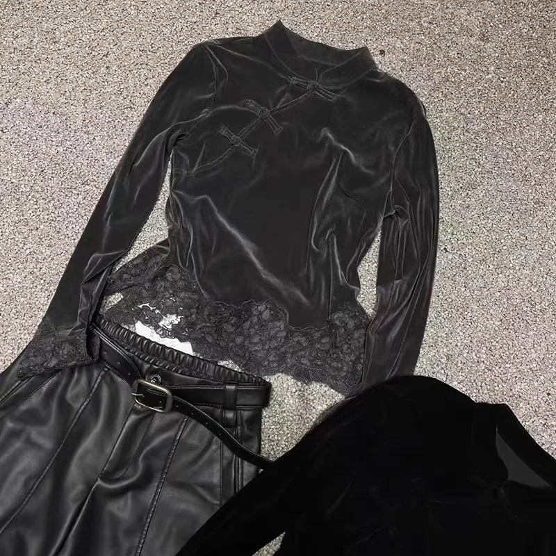 T-shirt Ele Velvet da donna Primavera 2026 Lungo Sve Colletto alla coreana Patchwork in pizzo Orlo retrò Fine Top Pendolarismo Sle Corea...