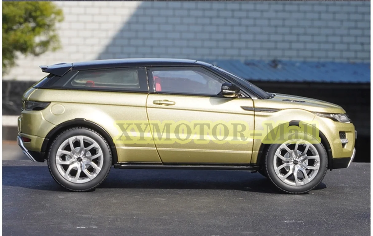 1:18 dla lądowego łazika Aurora Evoque Model samochodu GTA odlew zabawki hobbystyczne dla dzieci chłopcy prezentują kolekcję ozdoby białe