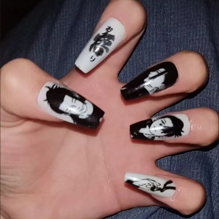 

Jujutsu Kaisen, dark anime painful nail art piece,niche 2D anime Tanzi wearing a square square around It can be cut by oneself.
