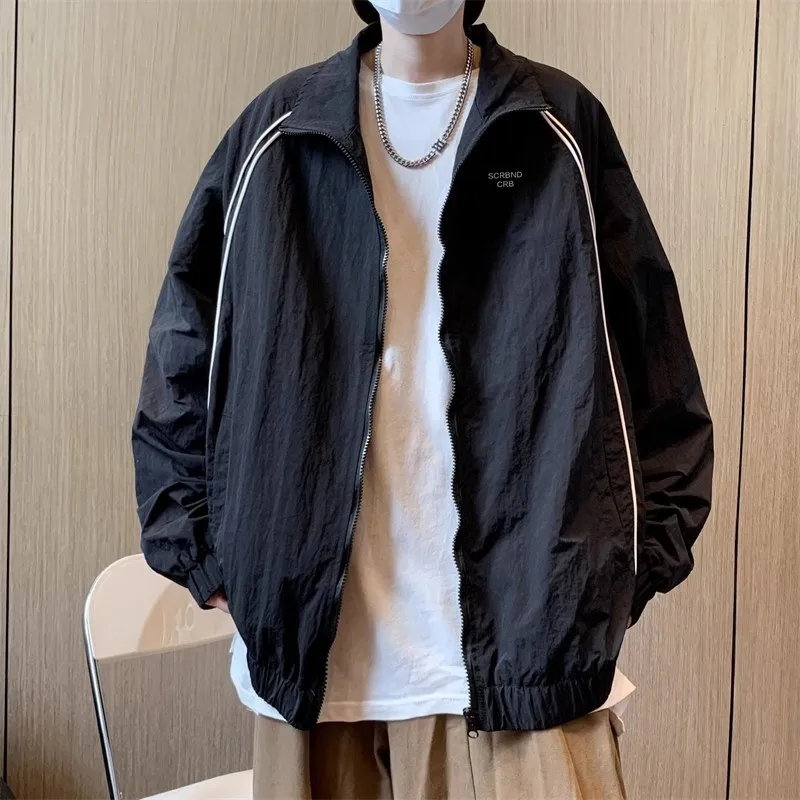 

Новая куртка-бомбер 2024 года с вышивкой, воротником-стойкой, свободного кроя, в американском стиле, для мужчин и женщин, модный бренд, осень-зима