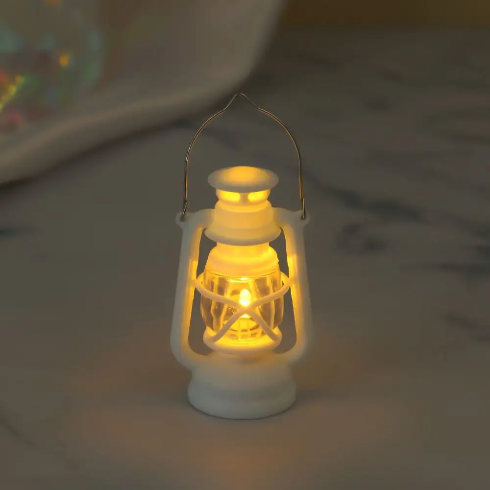 Retro LED Electronic Candle Light Creative Flameless Mini Square Night Lights Warm Light Smokeless Christmas Tree Decor