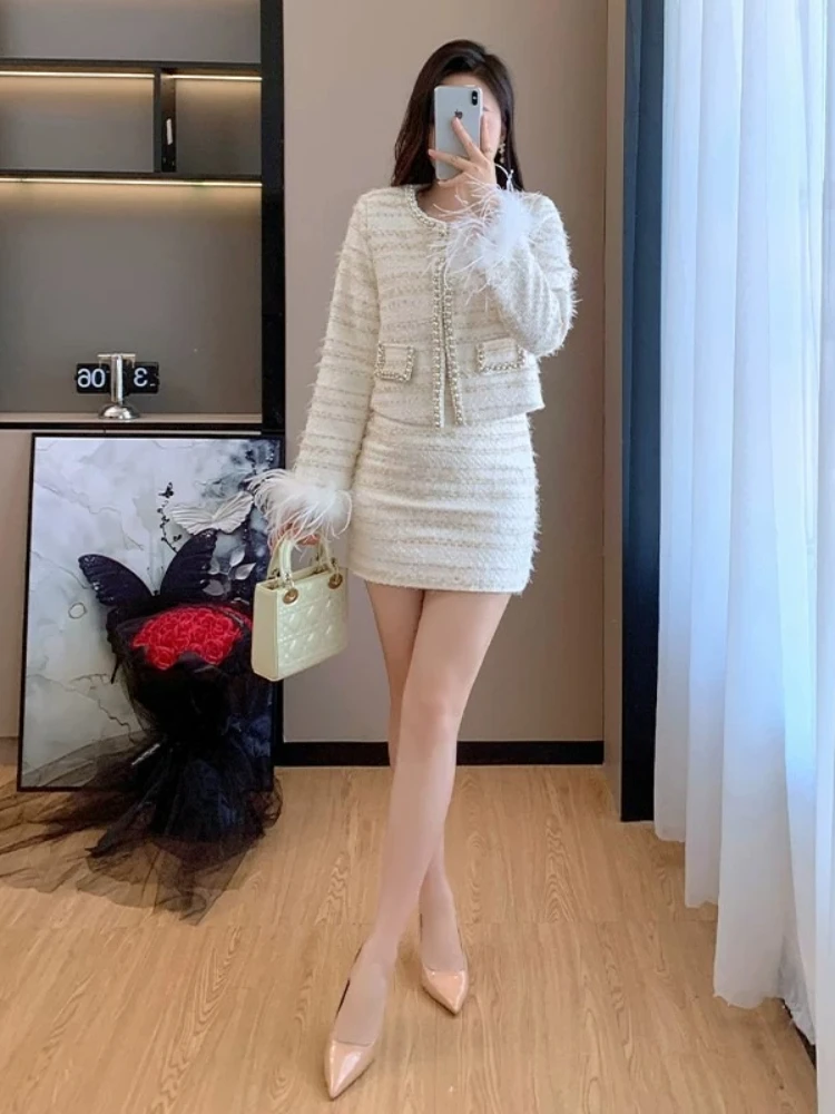 Elegant Socialite Coat Heavy Craft Fur Sleeve Spliced Diamond Round Neck Youthful Refined Shiny Thread Blouse Women Glossy Skirt