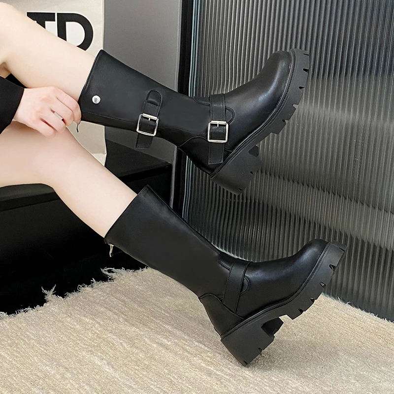 جديد 2025 النمط البريطاني مشبك منتصف الفخذ الأحذية النسائية جولة تو البريدي كتلة كعب منصة أحذية فارس الغربية