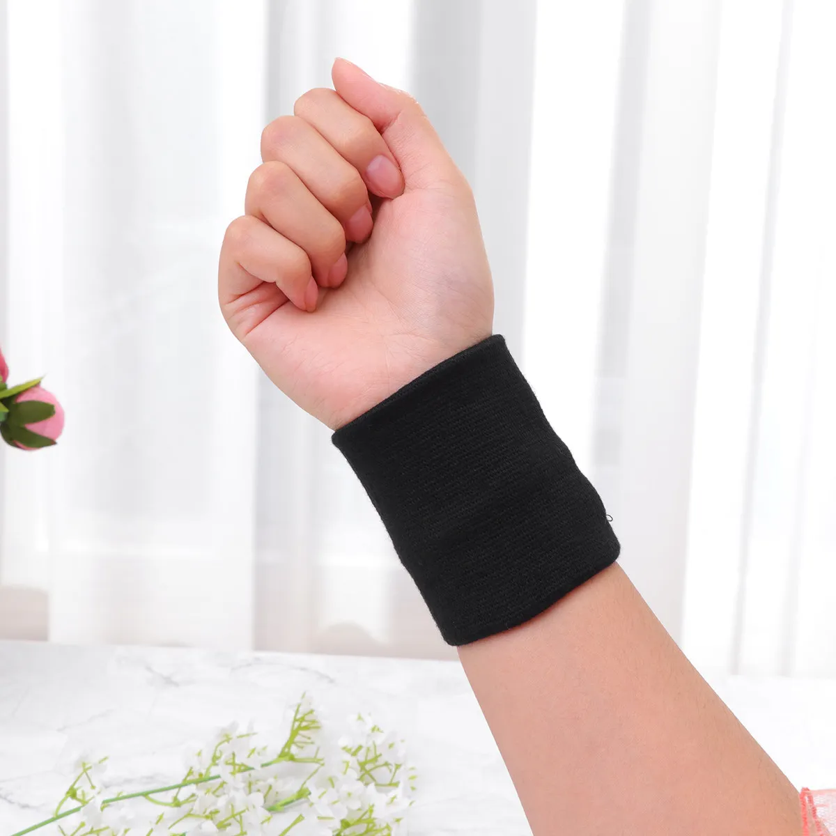 

2Pcs Breathable Running Wristband Bag Secure Zipper Pouch for Coins Keys Bills Outdoor Sports Training Gym Jogging Marathon