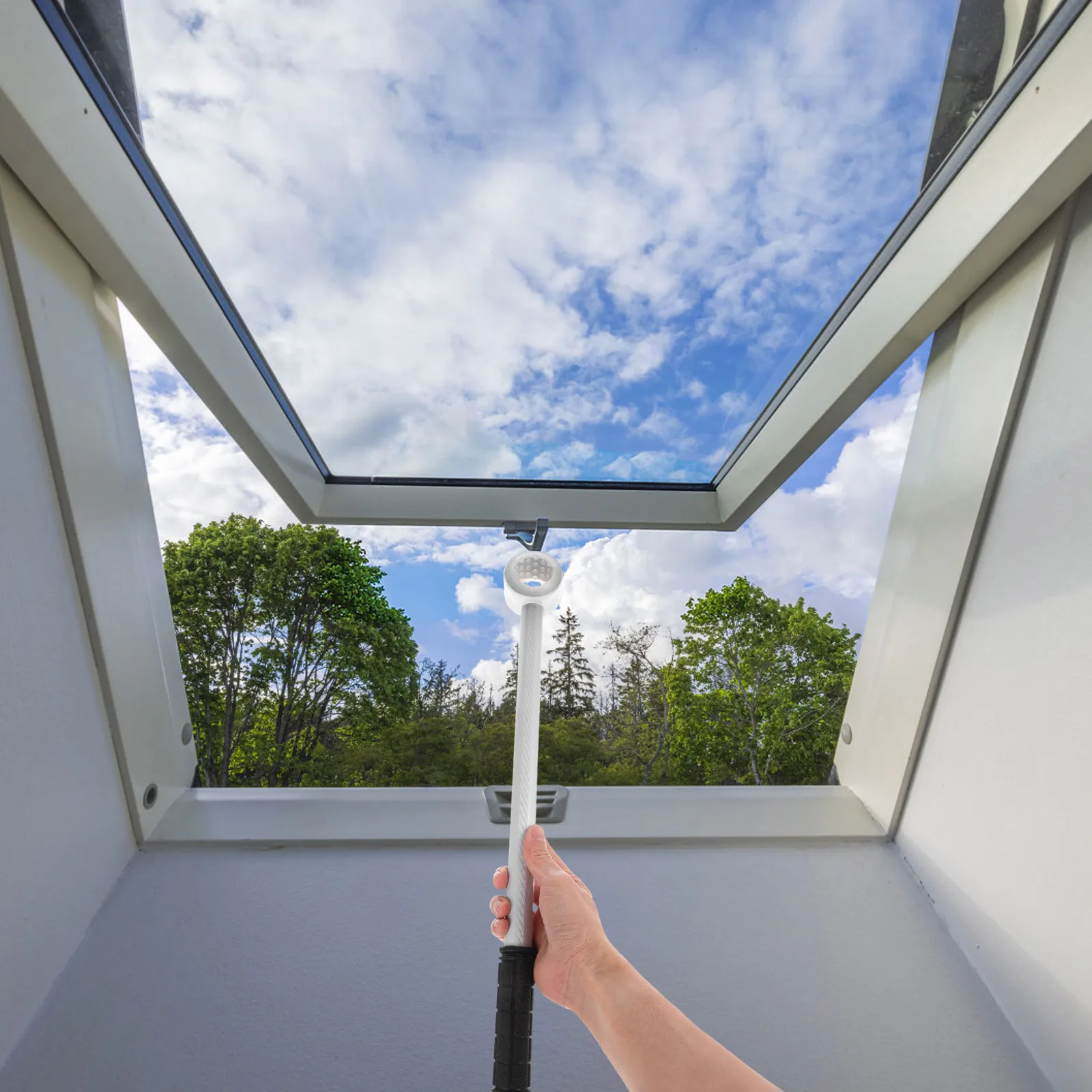 

O-Shaped Cordless Window Puller Tool Long Handle Push Pull Blind Curtain Rod Blind Opening Assistant Window Blinds Rod