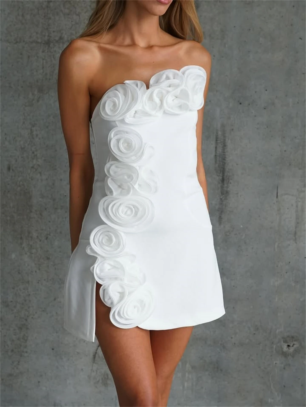 Xikuo 3D Florals Side Slit Wedding Dresses Strapless Mini Length Vestidos De Novia Sleeveless Sexy Prom Dresses 2026 Customized