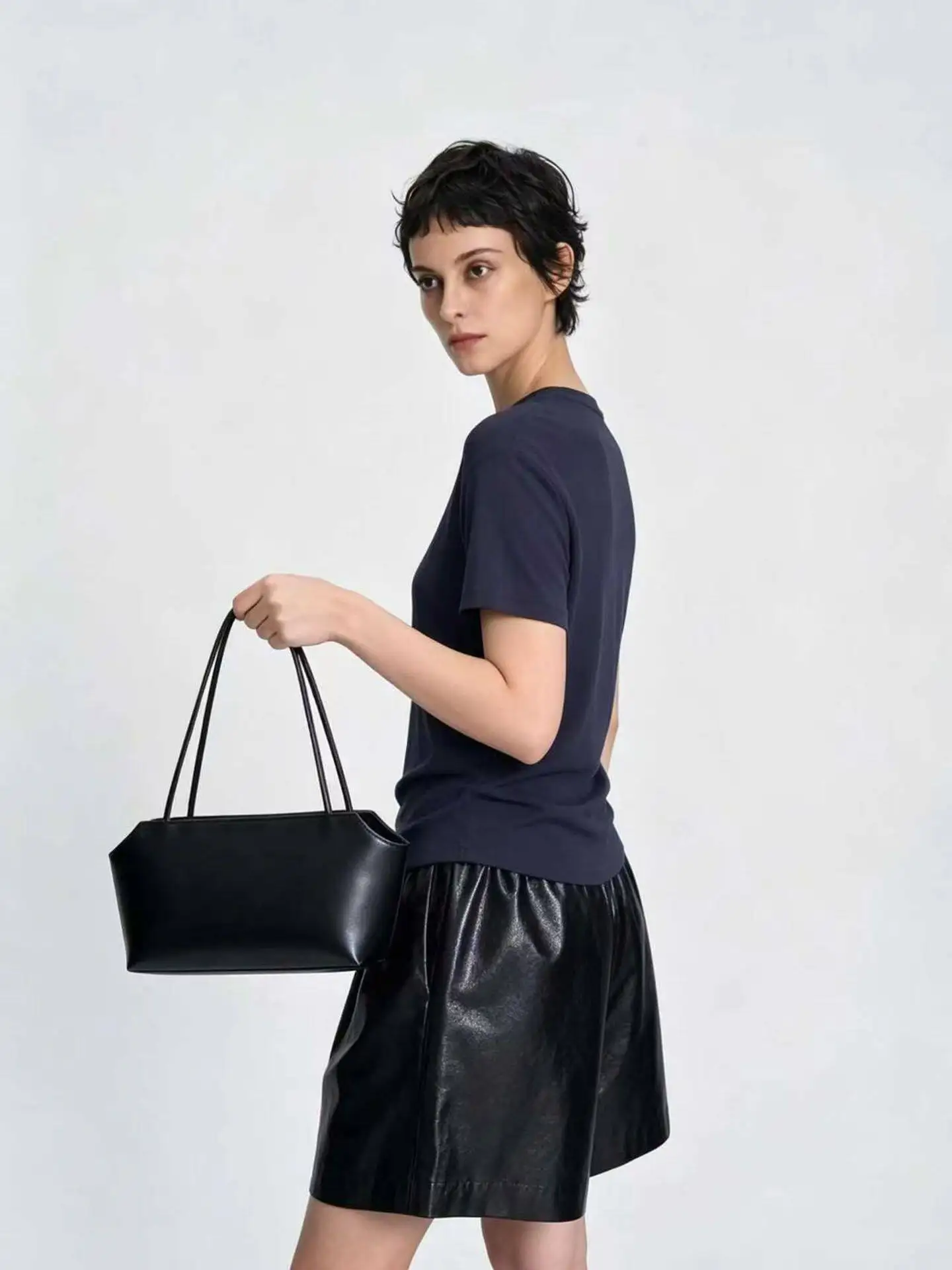 

Row Minimalist Terrasse Bag, Full Sheepskin Inside and Out, Premium Texture Luxury Genuine Leather Shoulder Bag for Women