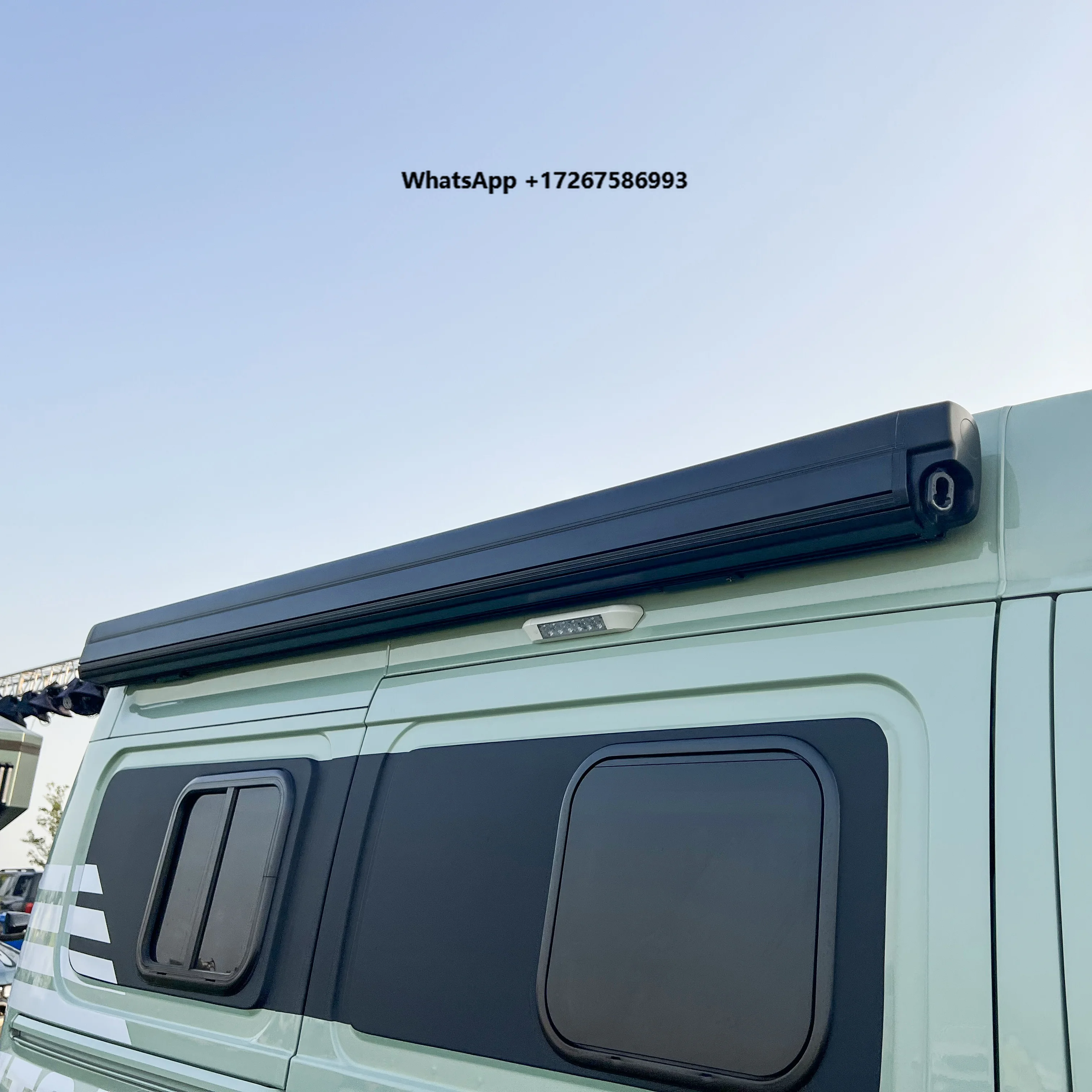 Small MOQ Economic RV Caravan Motorhome Awning Electric Durable Awning W5500 with Aluminum Alloy Arm