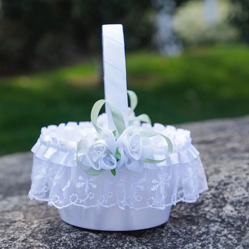 

Lace Wedding Flower Basket Ribbon Bow Rose Flower Satin Bow Hanbag Pearl Handle Wedding Supplies Flower Girls Basket Wedding