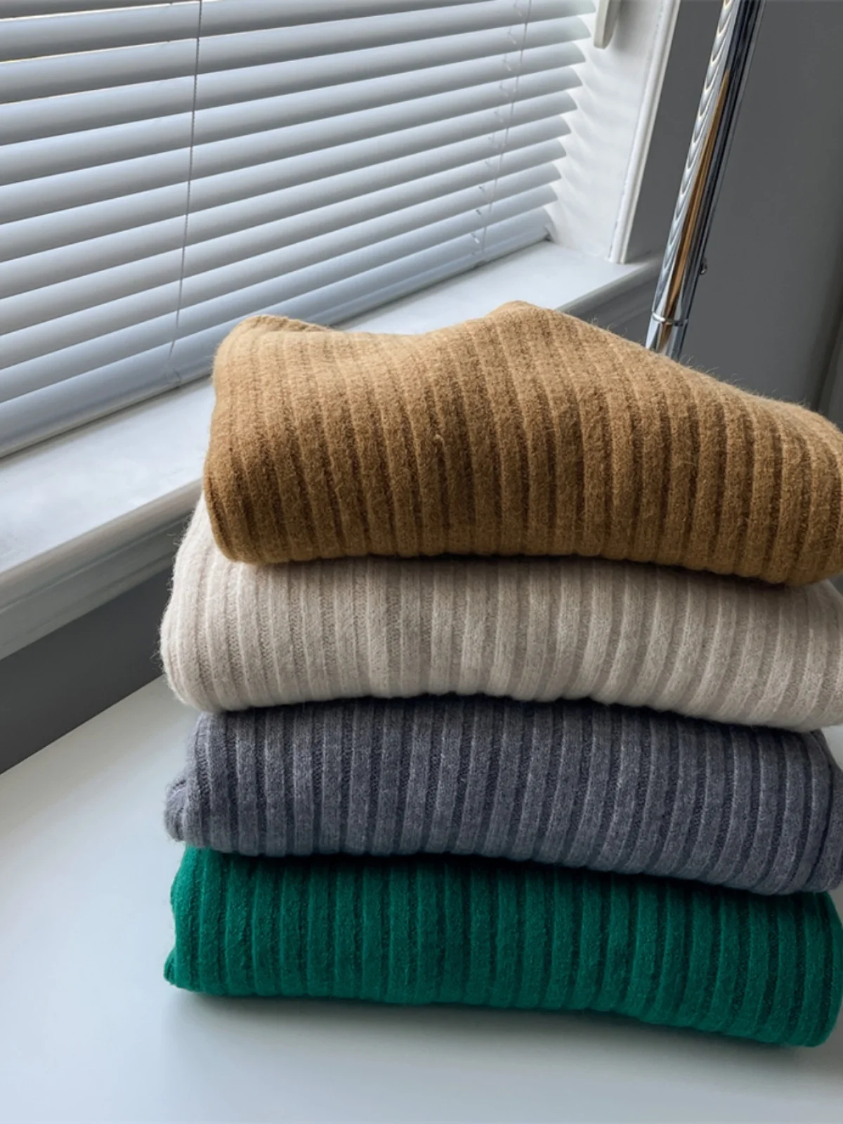 سترة كبيرة علوية طويلة من Thiened ذات ملمس رقيق وملمس على شكل حرف V مريحة ومريحة للنساء الشابات في الخريف #3