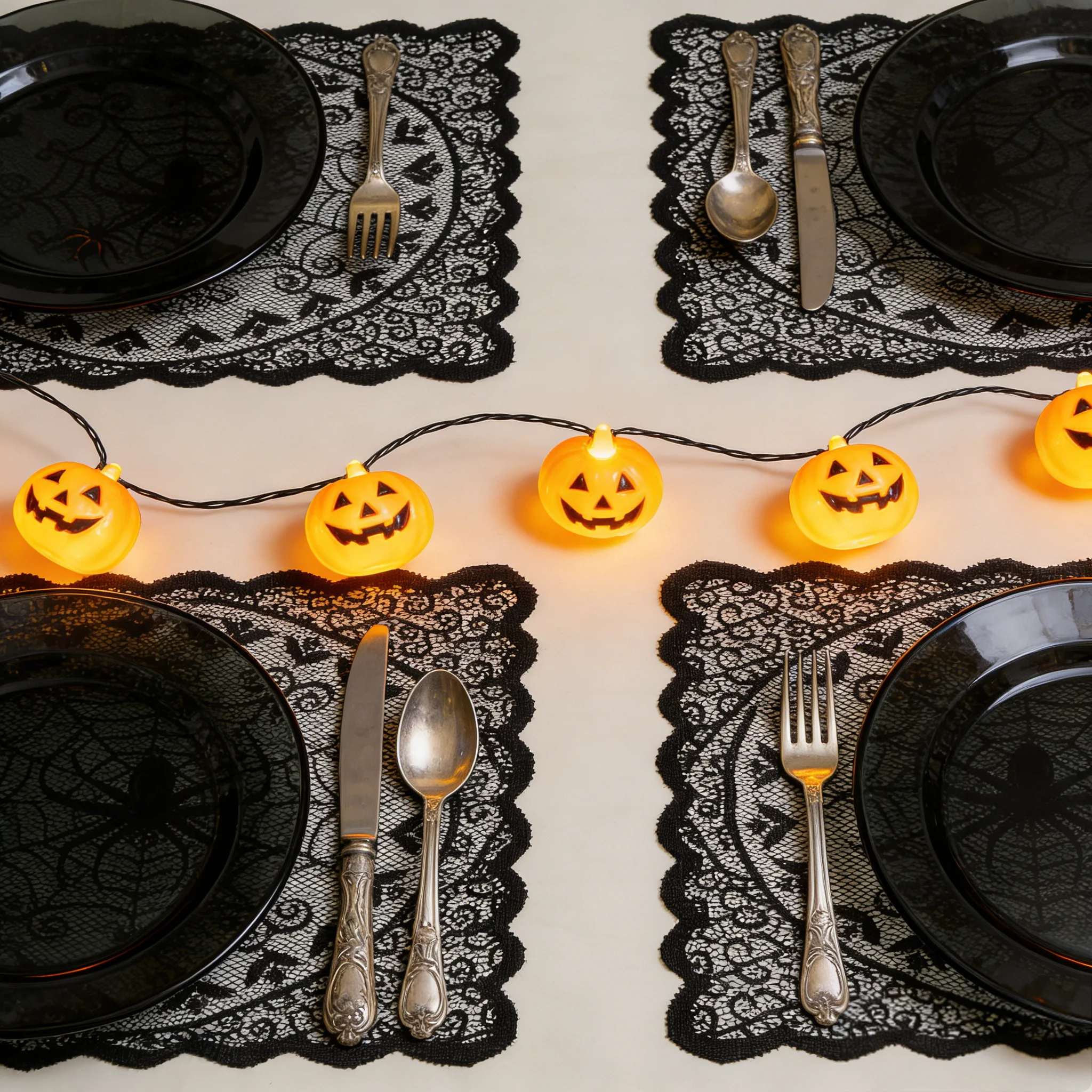 4Pcs Dark Gothic Spider Pattern Table Mats Halloween Party Lace Wave Edge Universal Table/Decor Mat