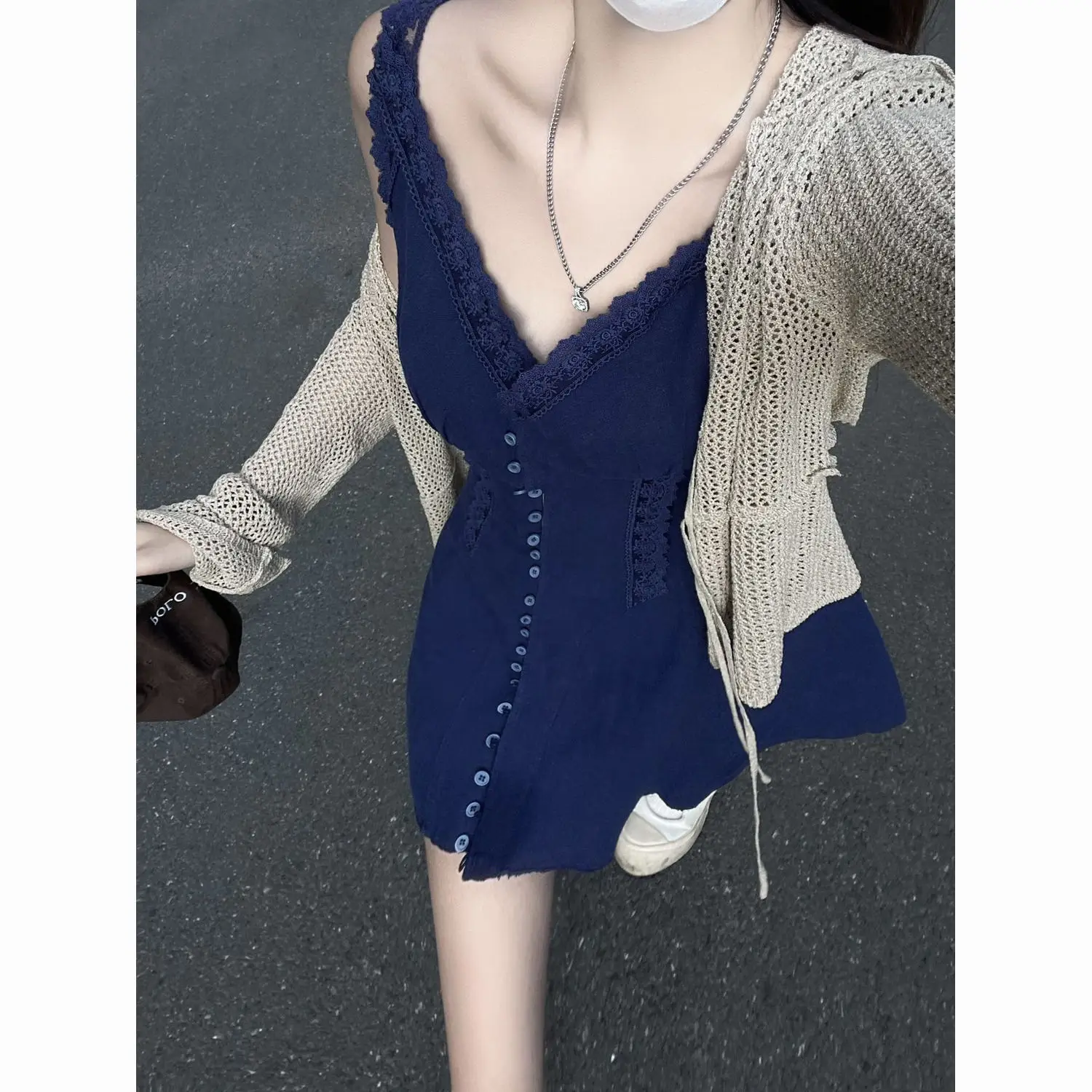 

Women's Summer Suit 2023 New Korean Senior Sense Hollow Cardigan Lace Splicing Halter Dress Two-piece Set