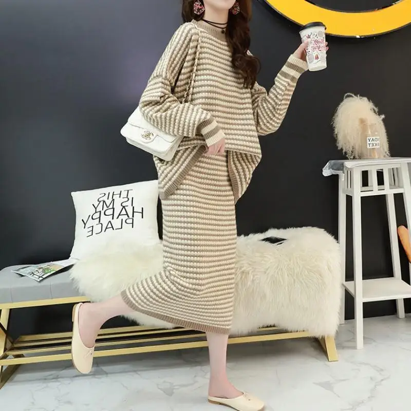 Fashion Outfits For Women's Autumn/Winter New Striped Loose Knit Round Neck Pullover Sweater High Waisted Skirt Two-piece Set