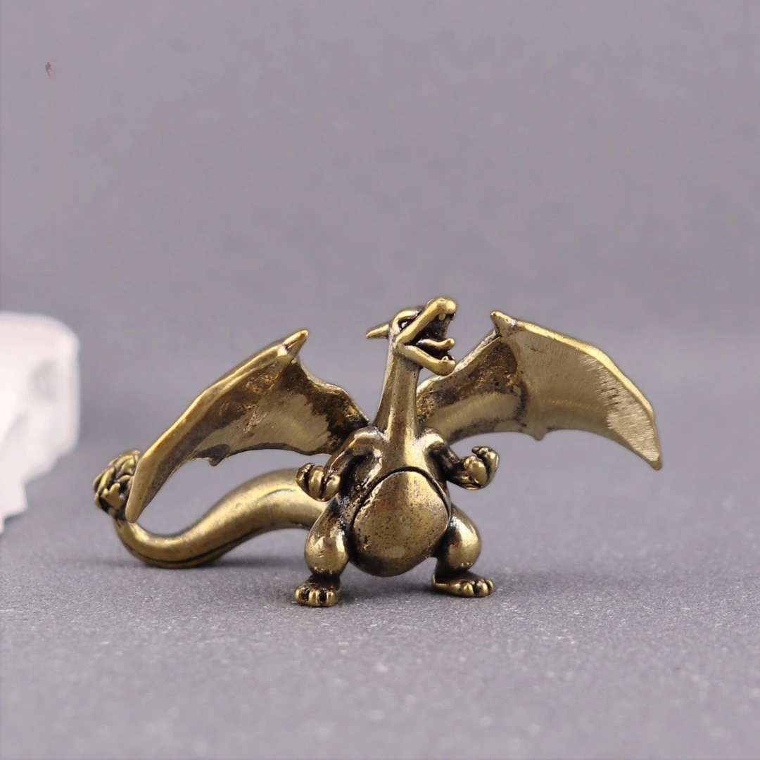 Roaring Flying Dragon Small Statue Desktop Ornaments Vintage Animal Figurines Model Lucky Home Decoration Crafts Accessory