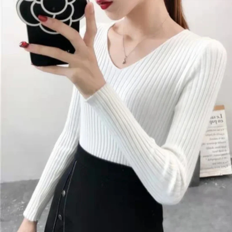 سترة نسائية محبوكة مضلعة بأكمام طويلة ورقبة على شكل حرف V للخريف والشتاء، بلوفر أساسي بلون سادة، ملابس تريكو أنيقة ودافئة
