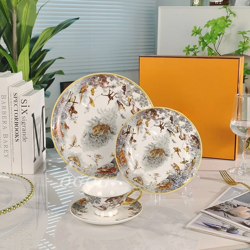 

Jungle Series European Style Bone China Western Dinnerware 4-Piece Set Coffee Cup Saucer Dinner Plate for Home Use