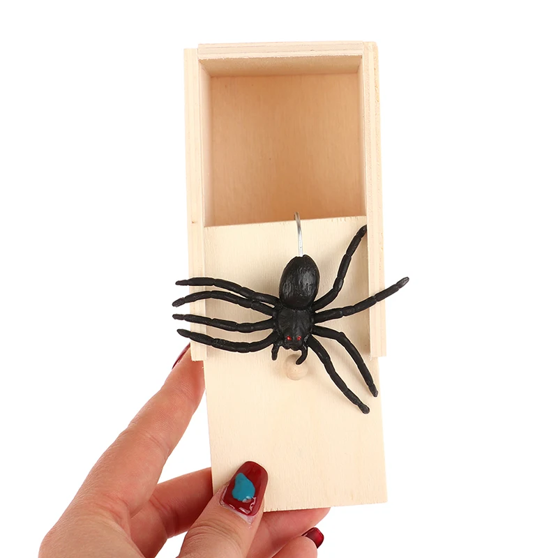 Wooden Prank Trick Practical Joke Home Office Scare Toy Box Gag Spider Kid Parents Friend Funny Play Joke Gift Surprising Box