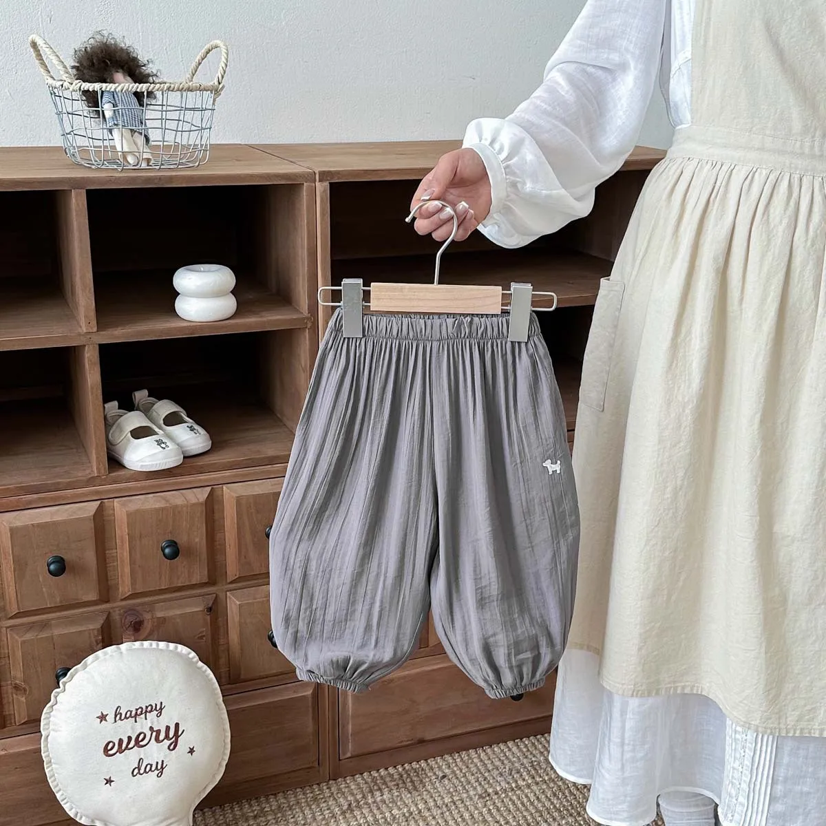 Children's Summer Mosquito Repellent Pants for Boys and Girls, Simple and Lightweight Pants, Children's Ankle Tied Casual Pants