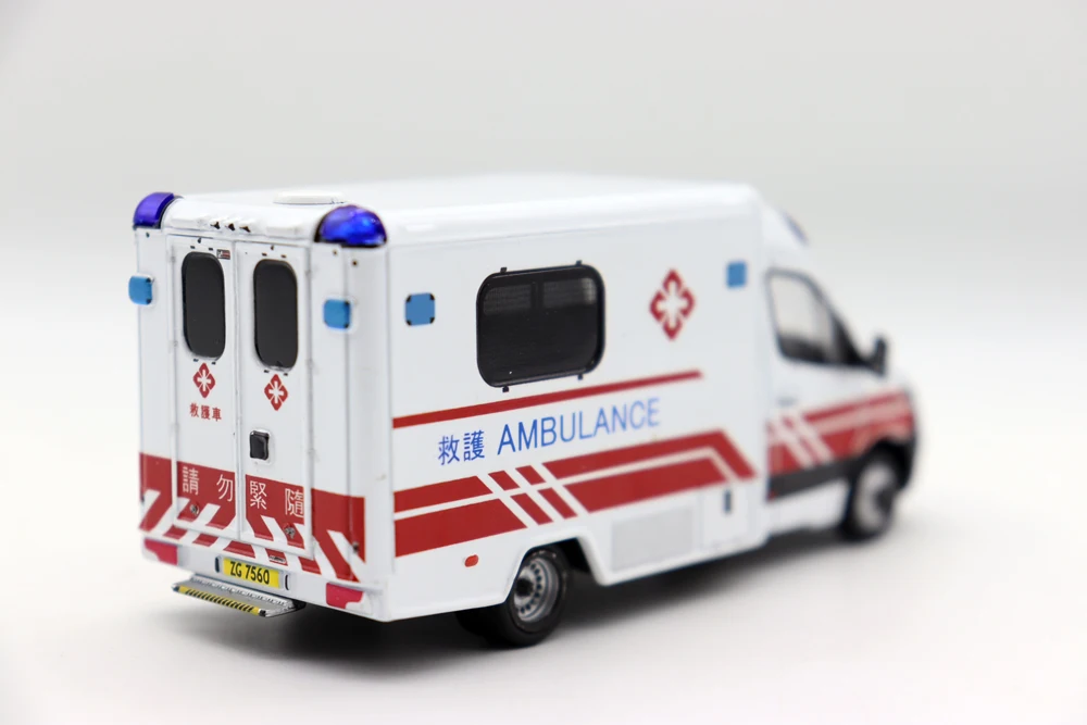 ERA  Car 1/64 Scale Sprinter HK Ambulance(PRA) Diecast Alloy Toy models for collection