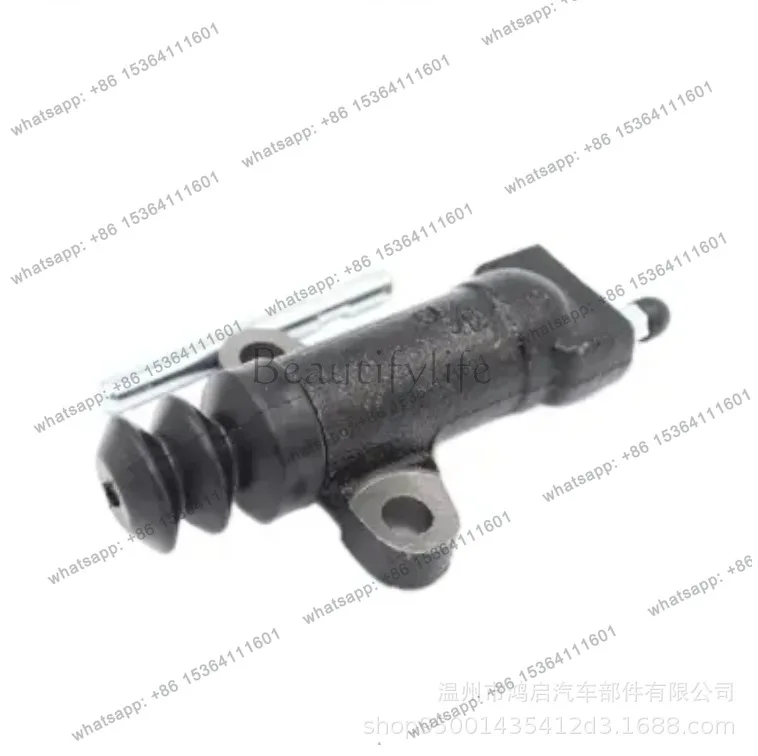 30620-10G00, 30620-V6311 for D21 D22 clutch pump