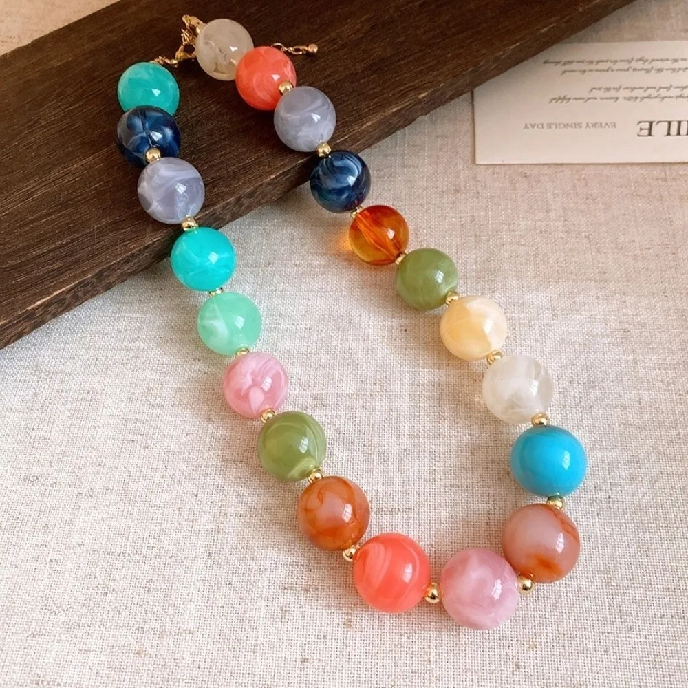 Bohemian Style Acrylic Beaded Necklace Round Beaded Multi-color Resin Choker Necklace Elastic Closure Chunky Design