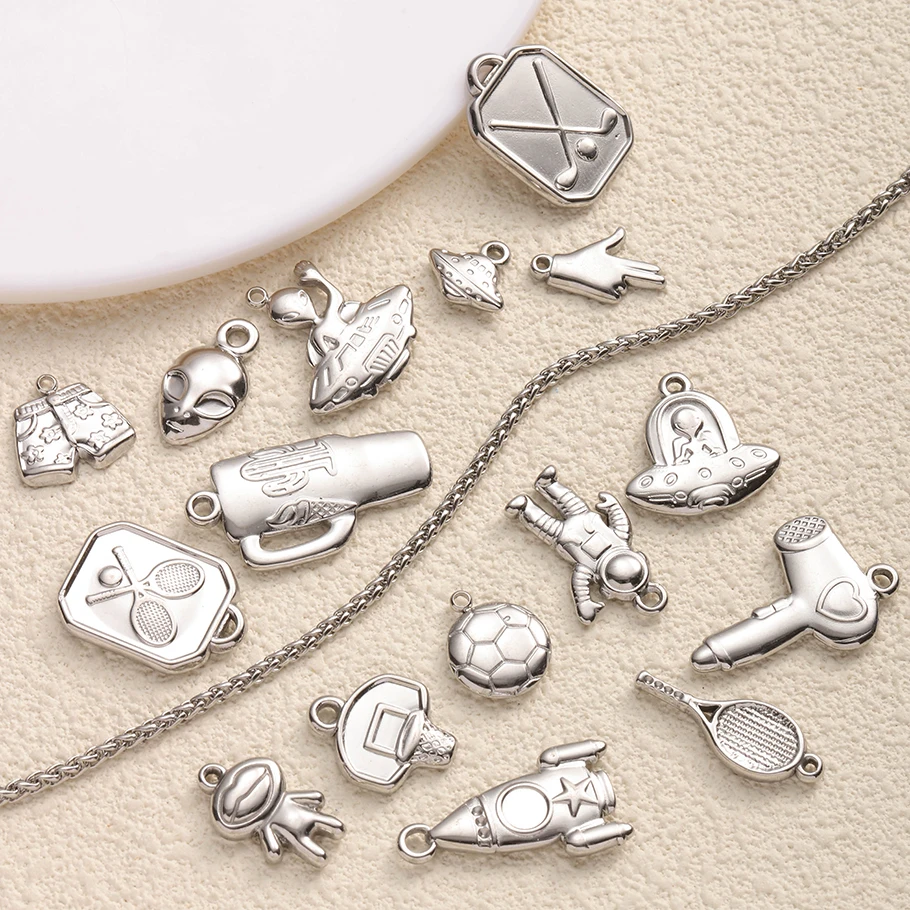 5pcs Silver Color Vintage Small Horse Table Lamp Big Shorts Soccer Daily Necessities Charms Spacecraft Spaceman Alien Pendants