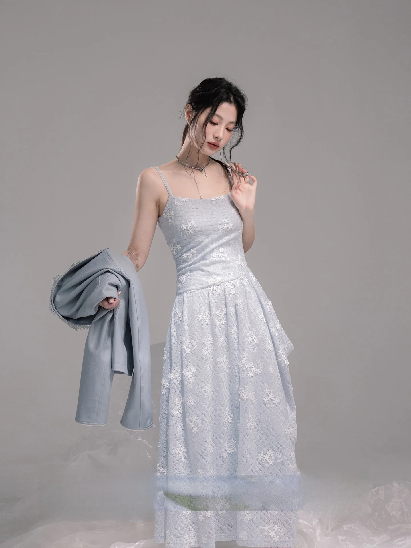

COTRE Early Spring Sculptural Flowing Ice Lake Blue Knitted Embroidered Strap Dress Breathable Casual Style Standard Fit