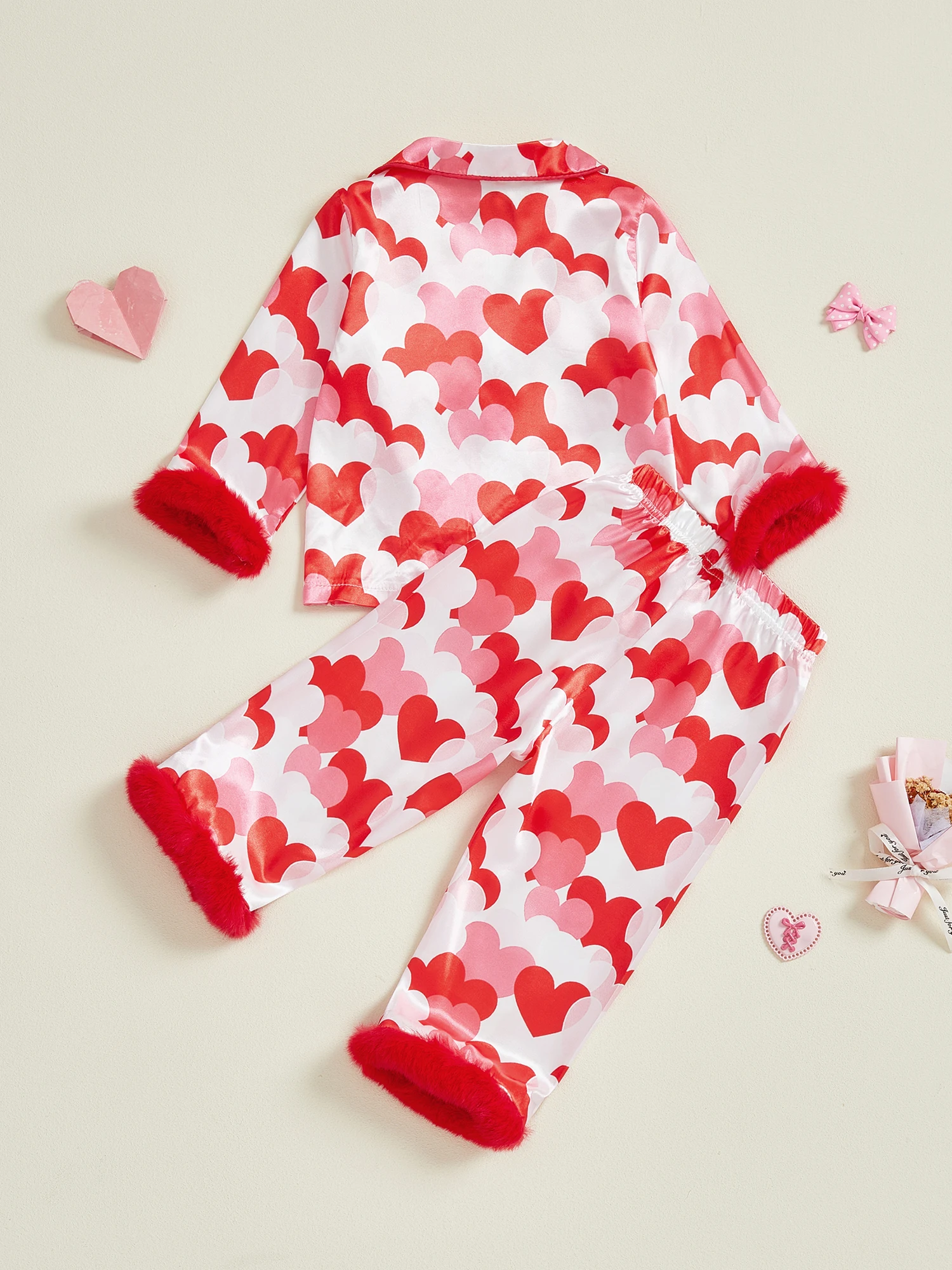 

Пижамный комплект для маленьких девочек на День святого Валентина, топ на пуговицах с длинными рукавами и принтом сердца, брюки в тон, одежда для сна