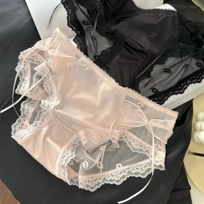 ملابس داخلية نسائية فرنسية فاخرة من الدانتيل الساتان مثيرة جديدة 24 سراويل مثلثة منخفضة الخصر بعقدة على شكل فراشة ملابس داخلية نسائية حلوة جلطة منزلية