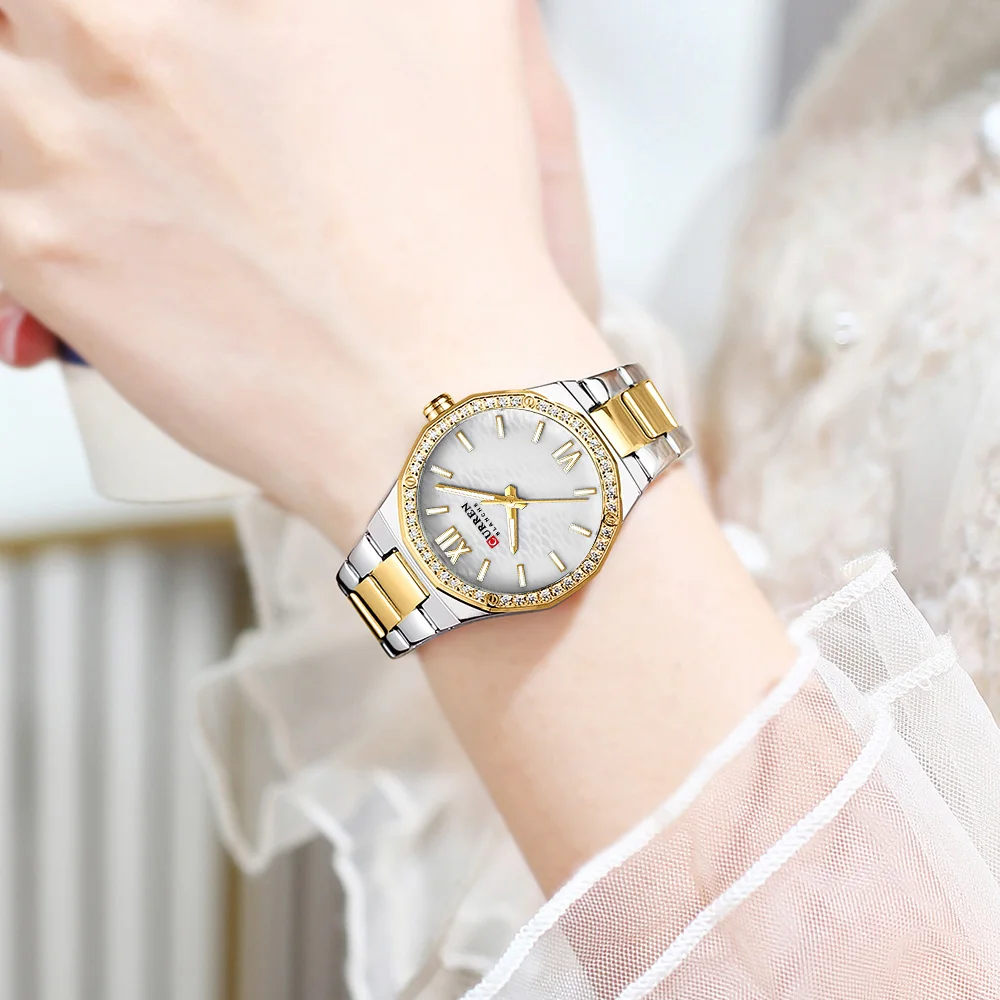 CURREN Luxury Watch For Woman Square Ladies Quartz Watch Luminous Waterproof Simple Women's Watches Dress Female Clock reloj