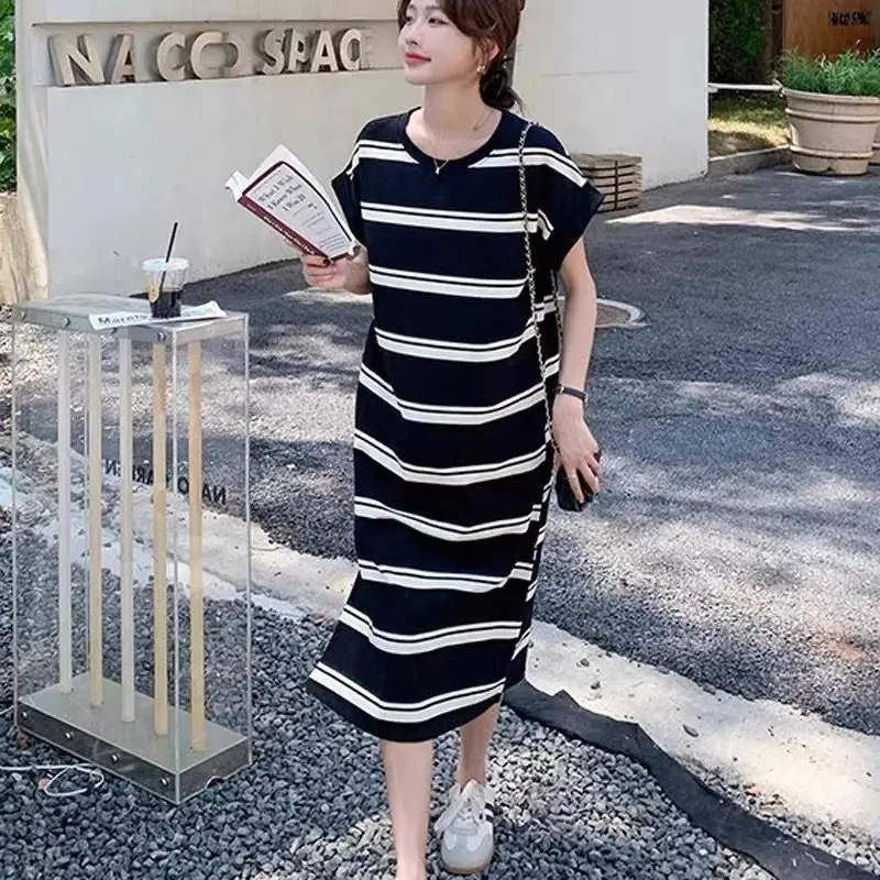 

Summer Short Sleeved Casual Skirt Women's Striped Retro Short Sleeved Loose Knitted Dress Long