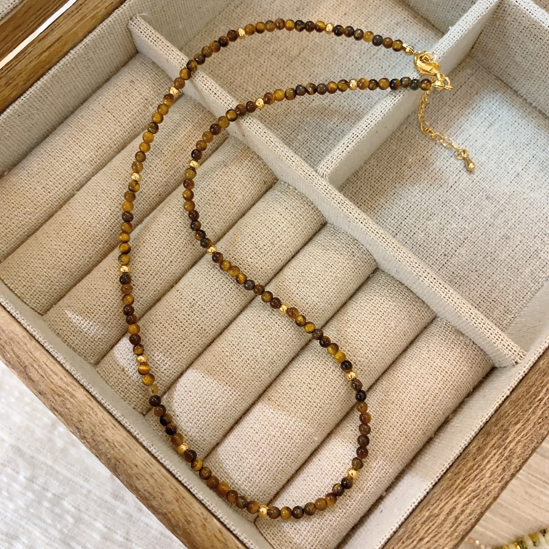 Minuteness 2mm Tiger Stone Natural Stone Round Bead Necklace for Women Exquisite Temperament Choker Dress Jewelry Accessories