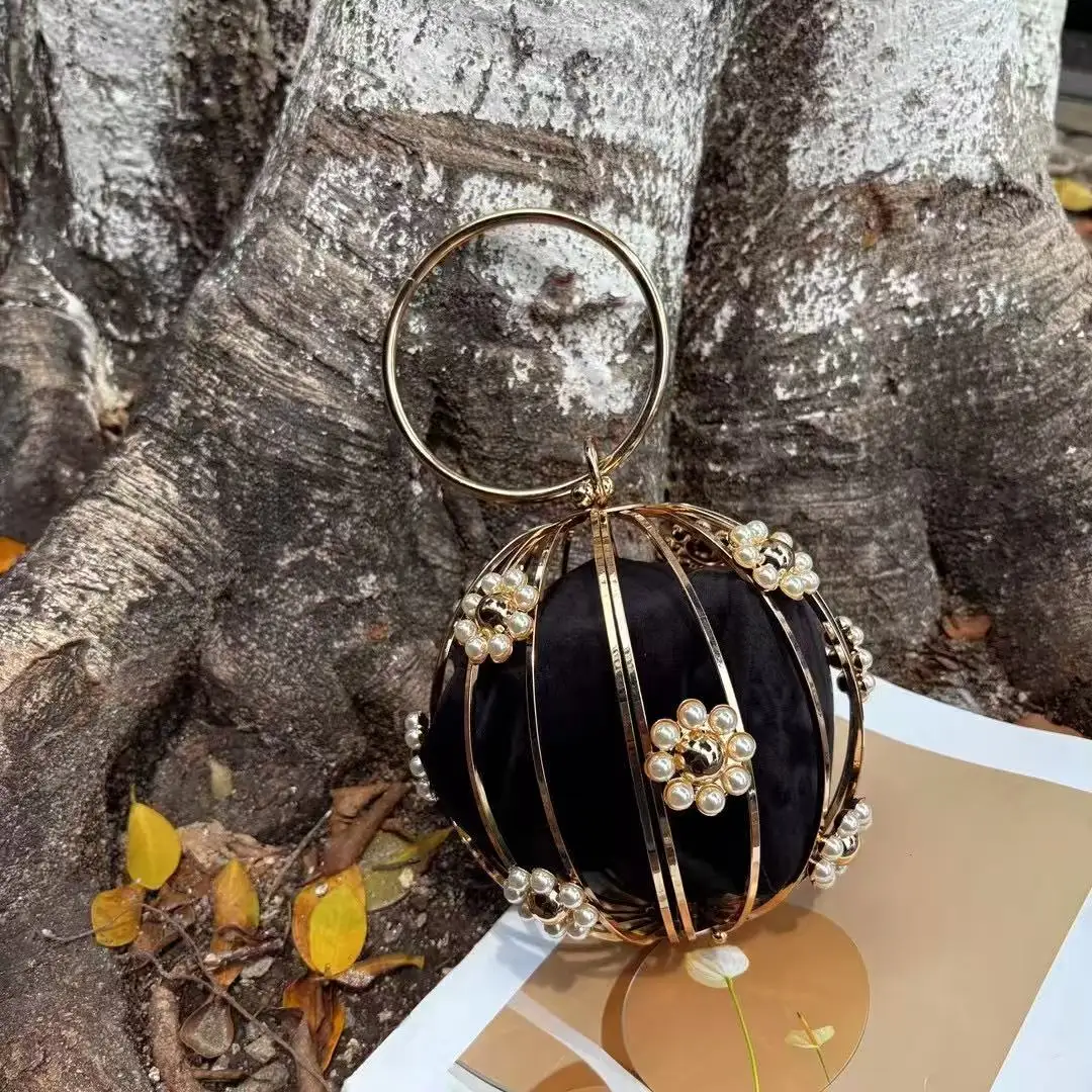 Fashion Hollow Out Metal Circular Ball Bag Luxury Women Handbag Pearl Beaded Evening Bag Wedding Party Clutch Purse Shoulder Bag