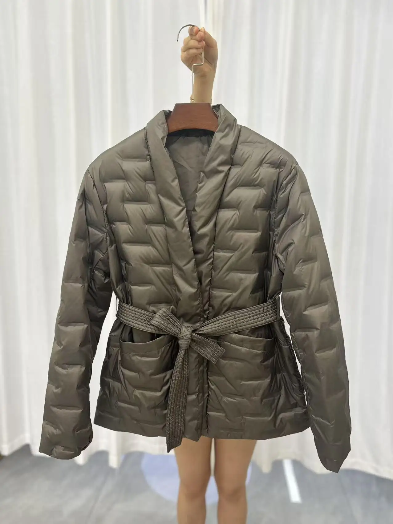 Manga longa moda puffer jaqueta roupas de viagem senhora com cinto novo outono inverno feminino pato branco para baixo casaco