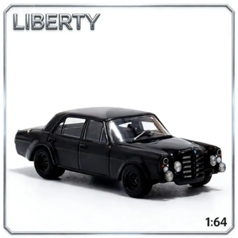 

LIBERTY 1:64 Black Warrior, литая модель автомобиля, подарок для мальчиков, высококачественная статическая коллекционная модель для взрослых, праздничный подарок.