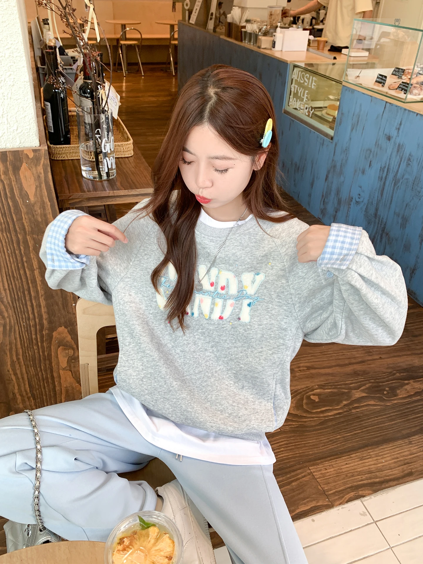 

Korean Sle round Ne Embroidered Loose Long Sve Women's Sweatirt ey Autumn Winter New Arrival Casual Comfortable Top