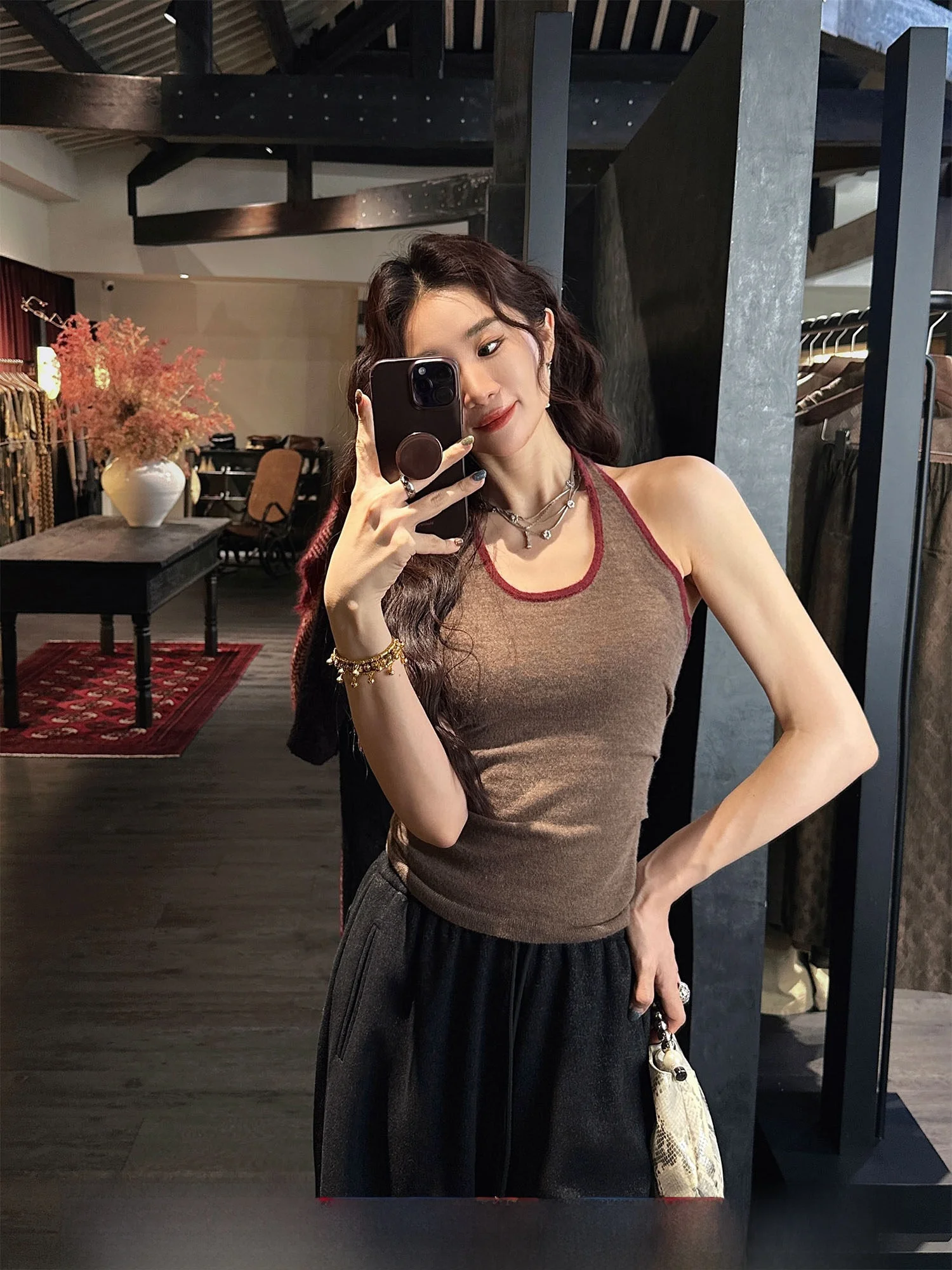 

Sangji Bla Flower Women's Soft Woolen Alpaca Wool Ne Hanging Top Vest Trendy Inner Wear 2025 New Sle Commute Sle Slim...