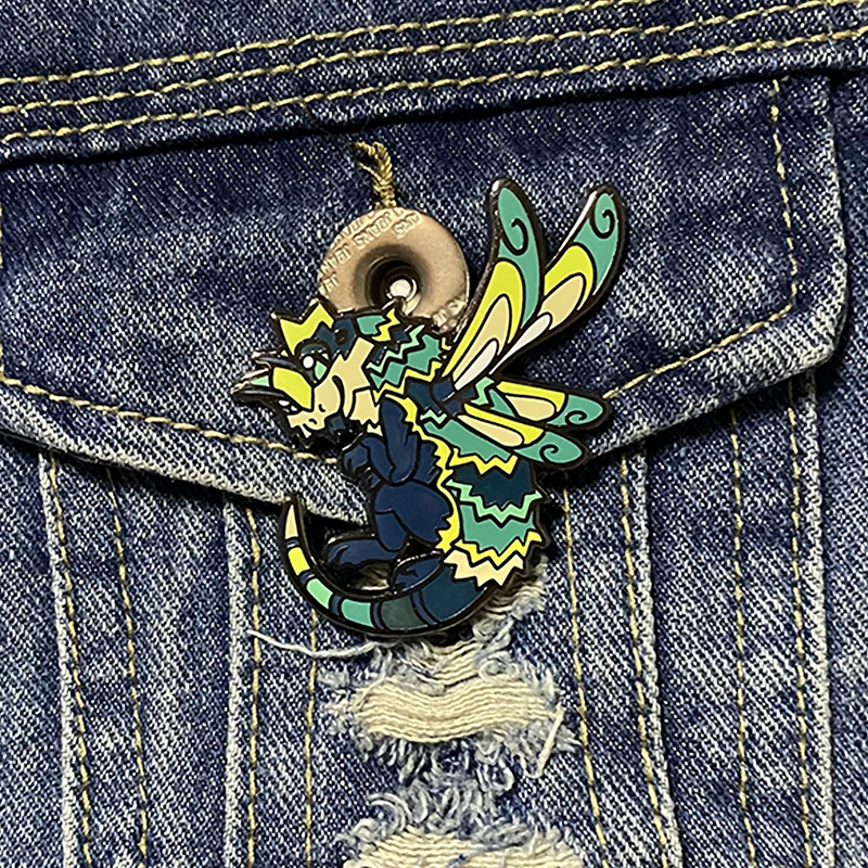 

Producer Cartoon Blue And Green Gradient Strange Animals Lapel Pin High Quality Zinc Alloy Hard Enamel Badge Brooch For Gift