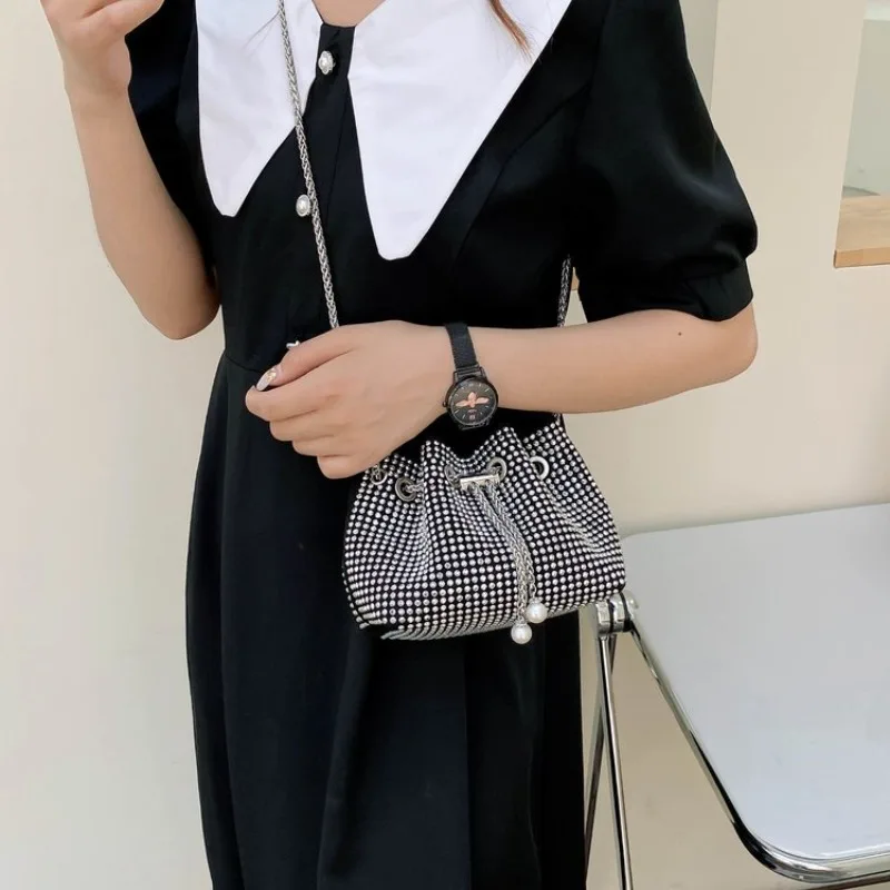 

Posh French Style Crossbody Bag 2025 New - High-End Trendy Creative Handbag for Light Luxury Individuals