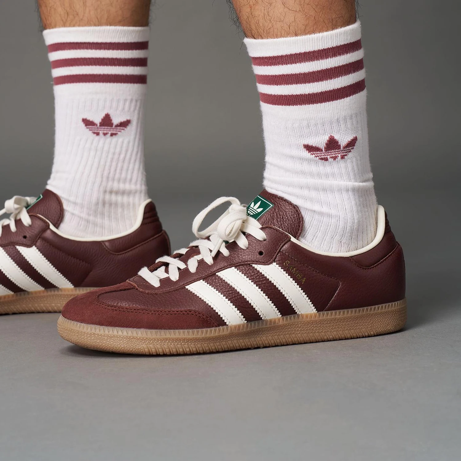 

Adidas genuine clover men's and women's retro lightweight low top sports shoes JR0892