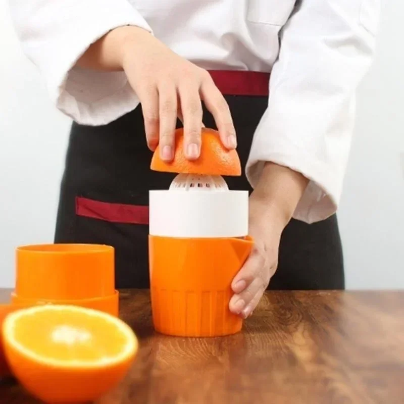 Taza exprimidora manual portátil: zumo de fruta instantáneo para su estilo de vida activo