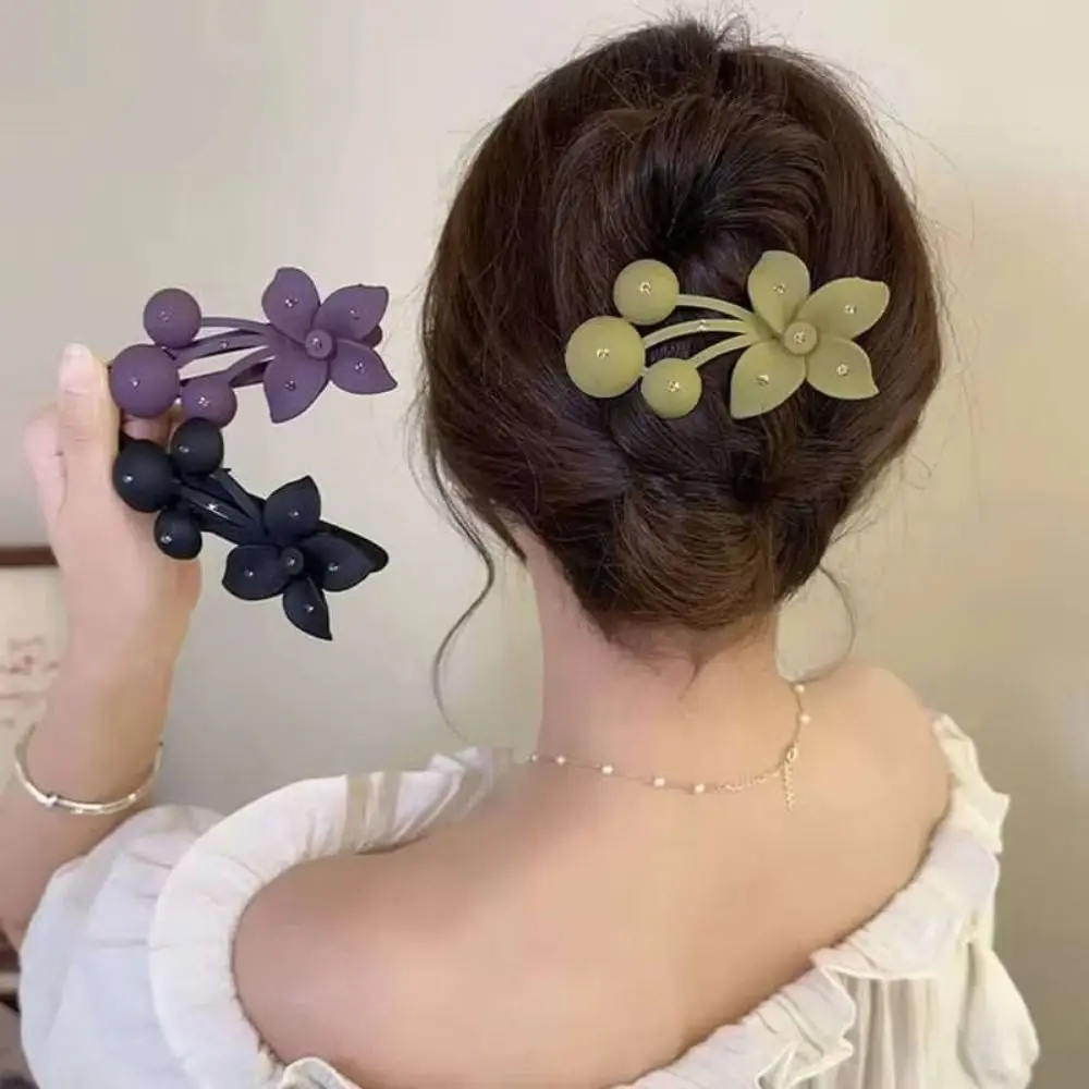 

Fashion Non-Slip Frosted Flower Hair Clips Acrylic Matte Rhinestones Flower Hairpin Hair Ornament Girls